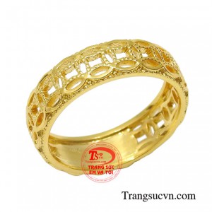 Nhẫn vàng tây kim tiền đảm bảo uy tín, giao hàng tận nơi.