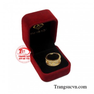 Nhẫn nam vàng tây phóng khoáng nam tính.