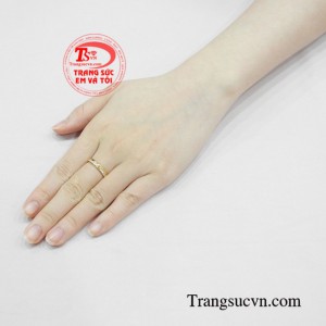 Nhẫn vàng tây dễ thương