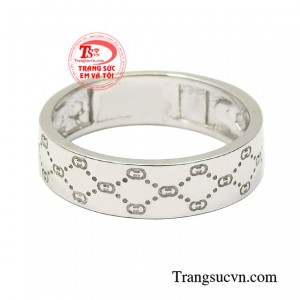 Sản phẩm nhận đặt chế tác theo yêu cầu, giao hàng nhanh trên toàn quốc.