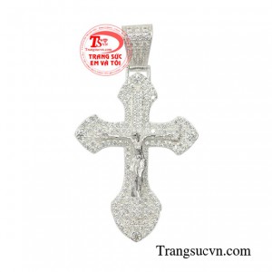 Thánh giá bạc hồng ân chẳng thể mong cầu gì hơn khi những lời khẩn cầu đến được với chúa.