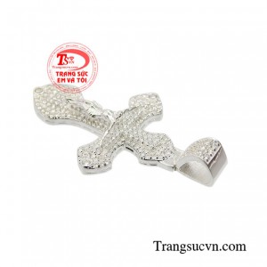 Hiện thân của Chúa trên cây thập tự giá như một lời nhắc nhở con người về sự khiêm nhường, tình yêu vô biên của Ngài với nhân loại. 