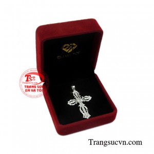 Thánh giá vàng trắng ấn tượng