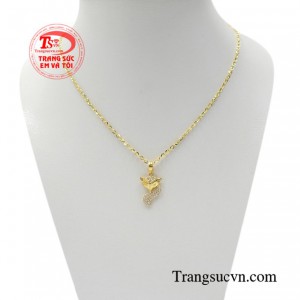 Bộ dây chuyền hồ ly cuốn hút giúp kích hoạt phong thủy, gia tăng nhân duyên, thu hút người khác giới.