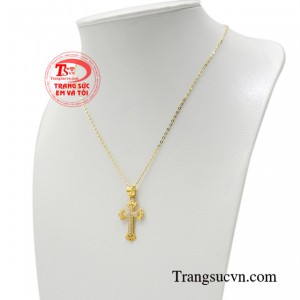 Bộ dây thánh giá vừa là món đồ thời trang vừa đem đến điều bình an, may mắn cho người sử dụng.