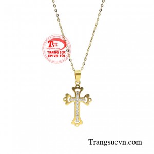 Sản phẩm có thể kết hợp được với nhiều kiểu trang phục, nhiều kiểu phong cách khác.