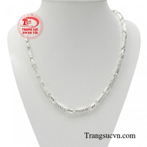 Dây bạc nam thịnh vượng là dòng sản phẩm bán chạy nhất hiện nay