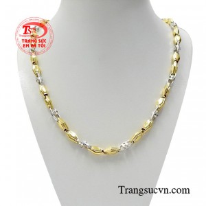 Dây chuyền nam khí chất mang phong cách mạnh mẽ, cá tinh.