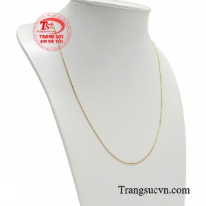 Sản phẩm được chế tác từ vàng 10k nhập khẩu Korea chất lượng cao.