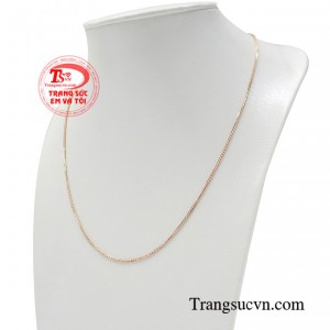 Dây chuyền nữ là món trang sức góp phần hoàn thành bộ trang phục của bạn. 