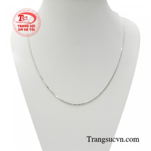 Dây chuyền nữ thanh cao giúp bạn chăm chút cho vẻ ngoài xinh đẹp, tạo điểm nhấn khác biệt cho bản thân.