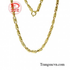 Dây chuyền nam cũng là món quà tuyệt vời cho người bạn yêu thương.