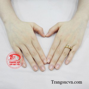 Nhẫn cưới vàng tây bền đẹp, chất lượng, chế tác theo yêu cầu khách hàng.