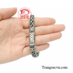 Lắc tay bạc dành cho nam giới nhận giao hàng trên toàn quốc.