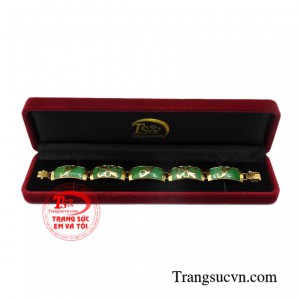 Lắc tay cẩm thạch quý phái chất lượng.