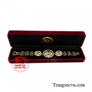 Lắc tay chúa tể sơn lâm vàng 10k uy tín.