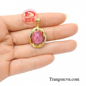 Mặt dây ruby sao thịnh vượng cát tường