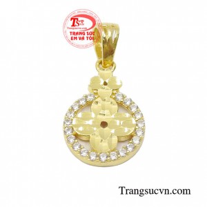 Mặt dây chuyền vàng tây tinh xảo, độc đáo, chế tác theo yêu cầu khách hàng