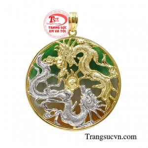 Mặt ngọc rồng vàng cao cấp hiện đang là một trong những mẫu trang sức được nam giới đặc biệt ưa chuộng.