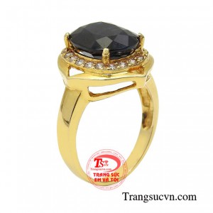 Nhẫn nữ sapphire mệnh thủy