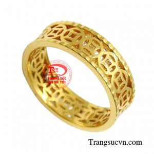 Sản phẩm chế tác hình những đồng kim tiền nối liền nhau được rất nhiều khách hàng ưa chuộng.