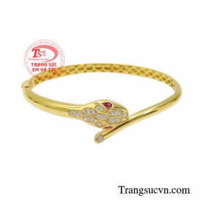 Vòng tay vàng phong cách 14k thiết kế độc đáo, cá tính, tạo nên một chiếc vòng tay mới lạ