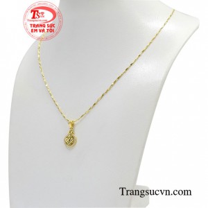 Bộ dây giúp phái đẹp thêm phần cá tính, nổi bật và thời trang