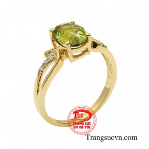 Nhẫn nữ peridot thanh tú