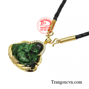 Ngọc cẩm thạch được coi như vật hộ mệnh giúp người dùng được bình an, may mắn. 