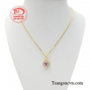 Bộ dây chuyền trái tim nồng cháy là món trang sức không thể thiếu trong bộ sưu tập của các nàng.