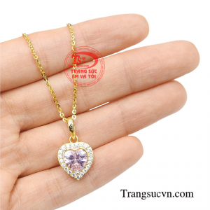 Đây cũng là món quà chứa đựng yêu thương mà các chàng trai muốn gửi gắm đến cô gái của mình.
