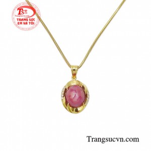 Bộ dây chuyền ruby sao là món quà tuyệt vời cho người bạn yêu thương