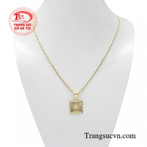 Bộ mặt dây nữ vàng tây đẹp luôn khiến người ta phải tấm tắc ngợi khen, là sự lựa chọn hoàn hảo dành cho những cô nàng theo phong cách hiện đại.