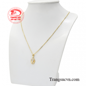 Bộ trang sức không giới hạn độ tuổi, tính cách, từ những cô nàng công sở đến những cô nàng cá tính.