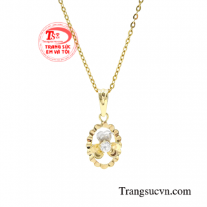 Giao hàng nhanh trên toàn quốc, nhận đặt chế tác theo yêu cầu.