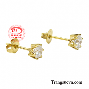 Kiểu dáng tuy không quá cầu kỳ nhưng vẫn giúp các nàng nổi bật và hợp thời trang hơn.