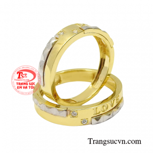 Nhẫn cưới vàng tây thời trang giao hàng trên toàn quốc.