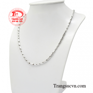 Do đó sản phẩm hiện đang là xu hướng được các cánh mày râu vô cùng ưa chuộng.