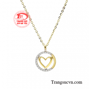 Dây chuyền vàng dành cho nữ nhận đặt chế tác theo yêu cầu của khách hàng.