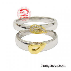 Đôi nhẫn cưới hạnh phúc đảm bảo chất lượng.
