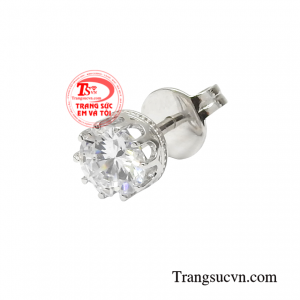 Với kiểu dáng này phái đẹp có thể đeo vành tai tạo nên một chút phá cách tạo điểm nhấn.