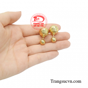 Hoa tai vàng tây nữ thời thượng sang trọng.