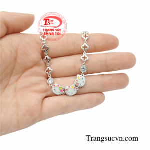 Lắc bạc trẻ em xinh yêu