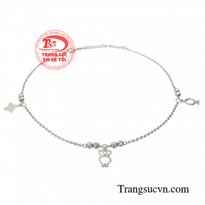  Sản phẩm trẻ trung phù hợp với những cô gái thích phong cách nhẹ nhàng nữ tính.