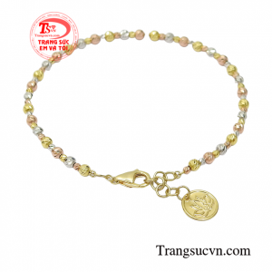 Đây có lẽ là sự lựa chọn tuyệt vời dành cho những cô nàng yêu thích vẻ đẹp thanh lịch, dịu dàng và thu hút