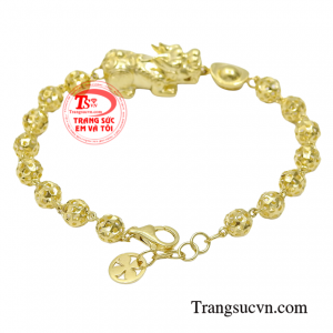 Do đó các sản phẩm làm từ trang sức hay đá quý hình linh vật này đều được nhiều khách hàng ưa chuộng.