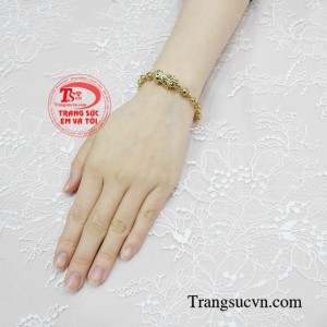 Lắc tay tỳ hưu vàng may mắn