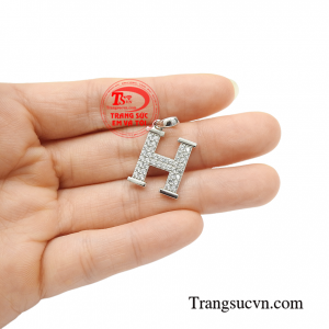 Mặt dây chữ H vàng trắng 10k bảo hành uy tín, giao hàng trên toàn quốc.