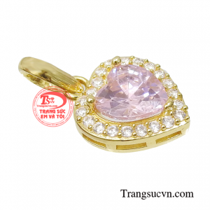 Mặt dây vàng đem đến vẻ đẹp vượt thời gian