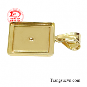 Mặt dây vàng nữ thương hiệu trang sức Em và Tôi nhận đặt chế tác theo yêu cầu.
